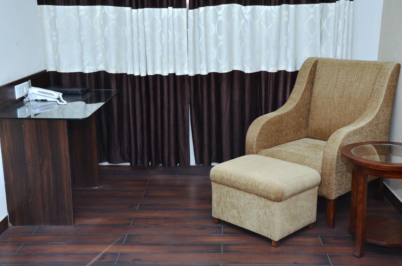 Hotel Fortune Blue Sikar Exterior foto